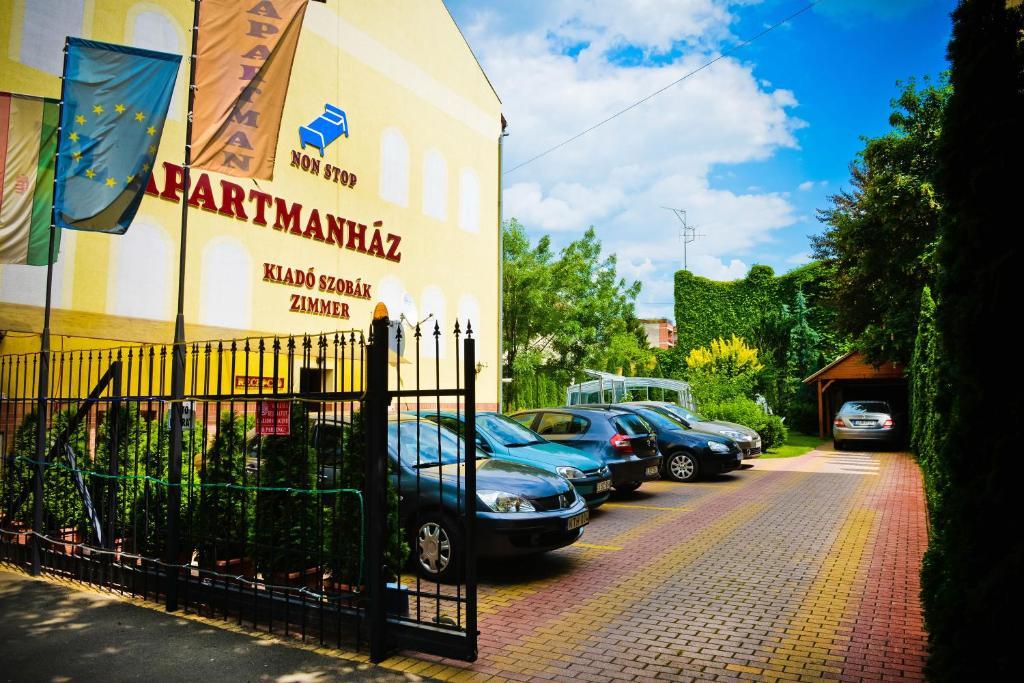 Bl Luxus Apartman Szeged Esterno foto
