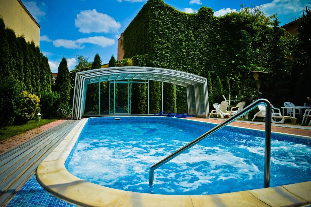 Bl Luxus Apartman Szeged Esterno foto