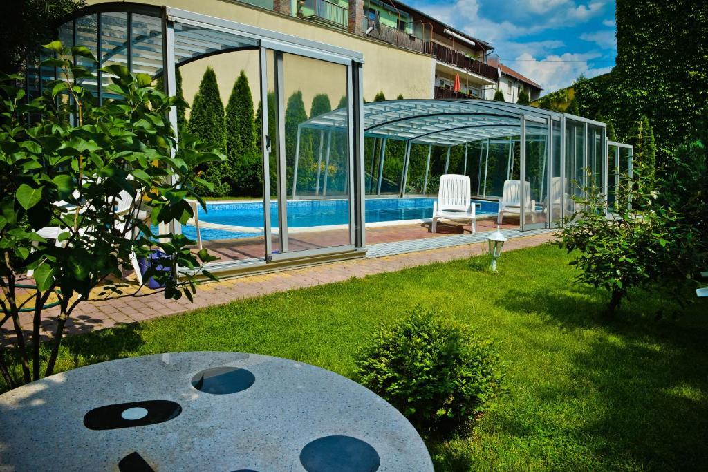 Bl Luxus Apartman Szeged Esterno foto