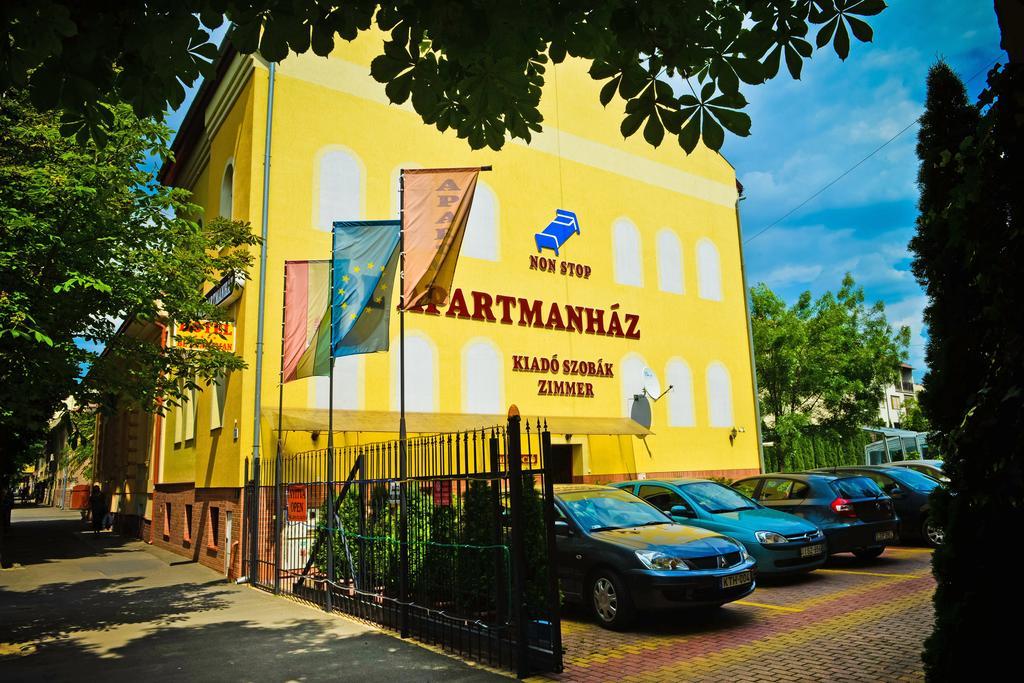 Bl Luxus Apartman Szeged Esterno foto