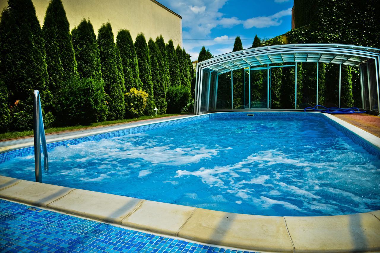 Bl Luxus Apartman Szeged Esterno foto
