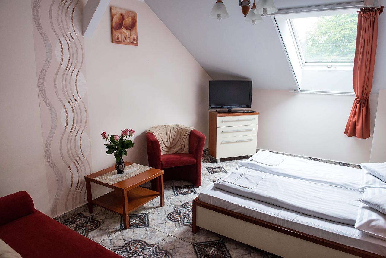 Bl Luxus Apartman Szeged Esterno foto