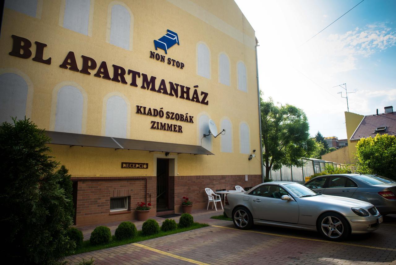 Bl Luxus Apartman Szeged Esterno foto
