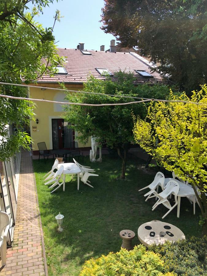 Bl Luxus Apartman Szeged Esterno foto